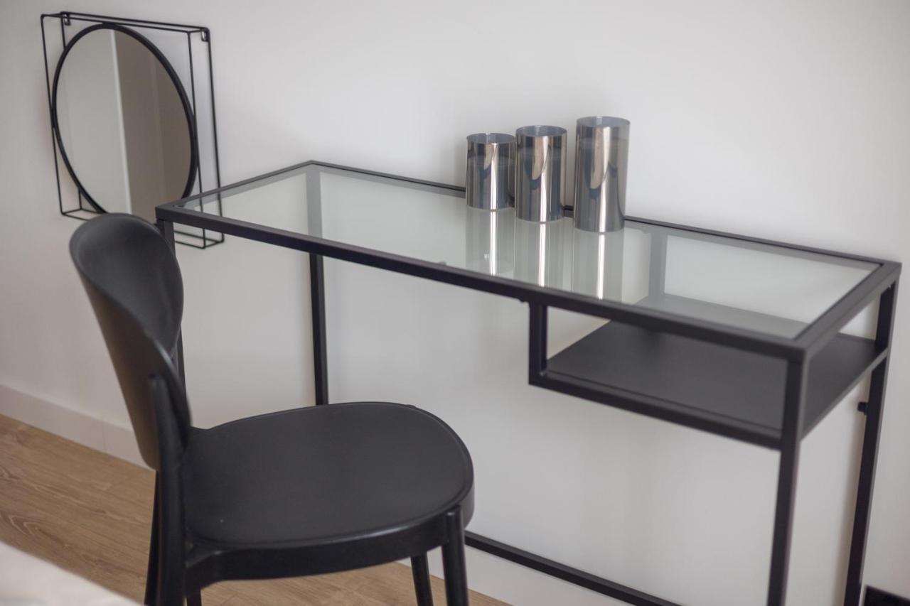 Brand New Business Apartament Варшава Экстерьер фото