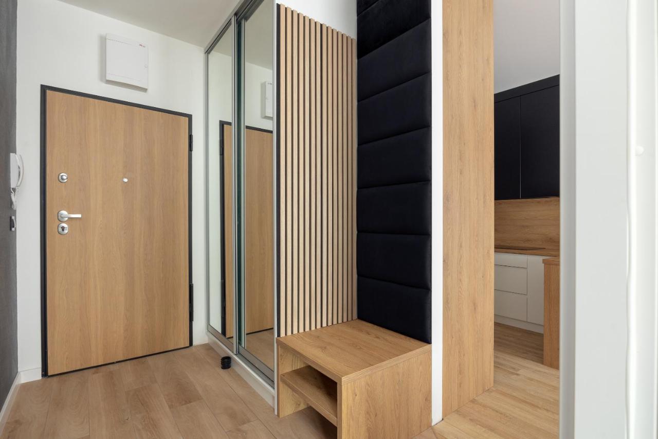 Brand New Business Apartament Варшава Экстерьер фото
